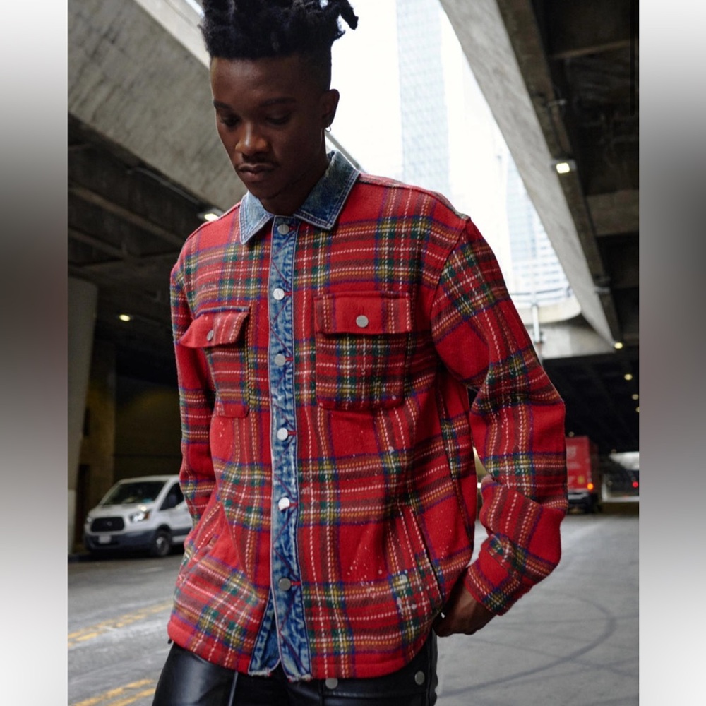 FIRST ROW, Unisex Red Plaid Button-Up denim button up size Medium
